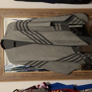 Reversible grey BB Dakota poncho